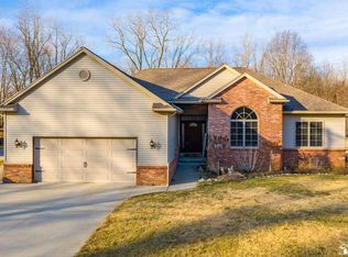 2268 W Dean Rd, Temperance, MI 48182