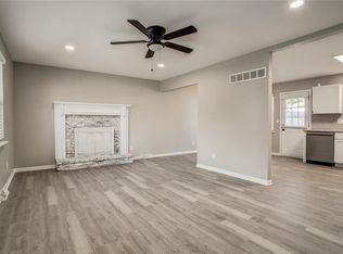 301 SW Moreland School Rd, Blue Springs, MO 64014