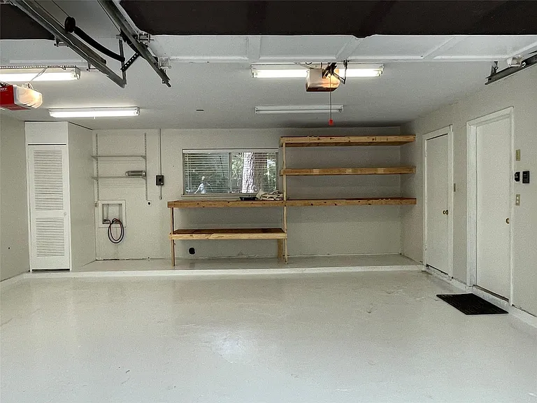 1204 Apache Dr — Photo 21