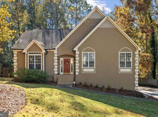 5495 Country Trl, Douglasville, GA