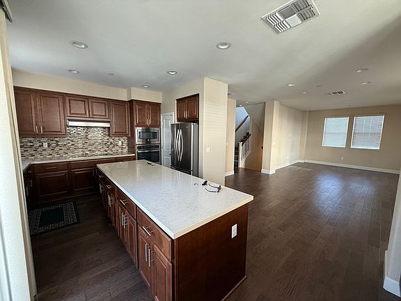 kitchen/ living room