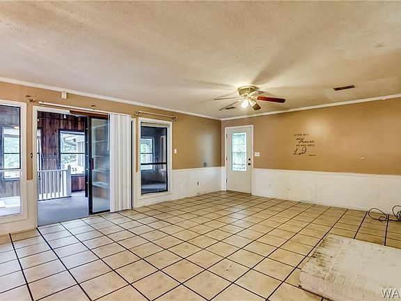 5th image of 19 Forestview Dr