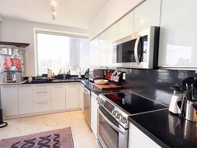 1541 Brickell Ave #A1801 — Photo 27