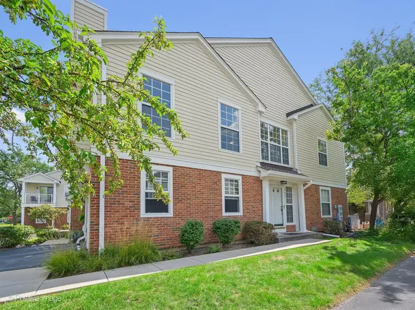 883 Ann Arbor Ln, Vernon Hills, IL 60061