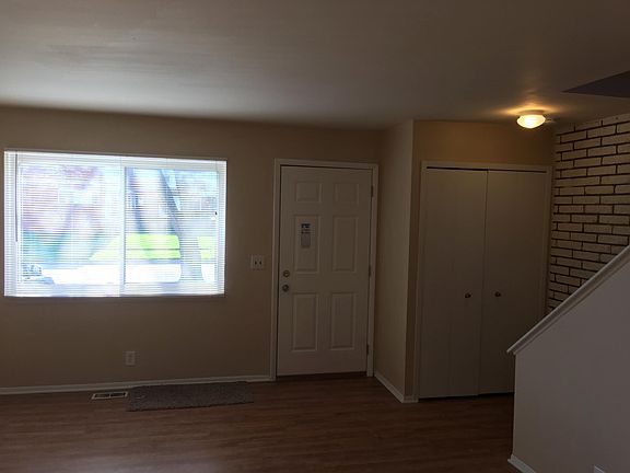 2nd image of 26216 Pinehurst St