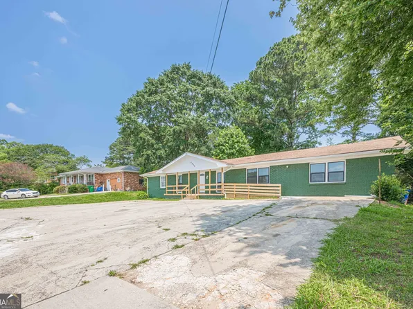 4806 Rockbridge Rd, Stone Mountain, GA 30083