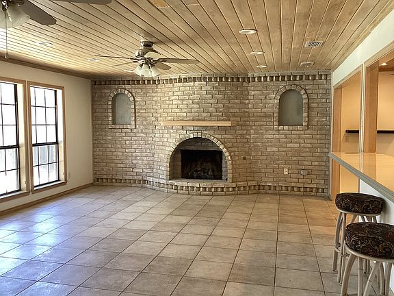 4th image of 4909 Boulder Lake Rd
