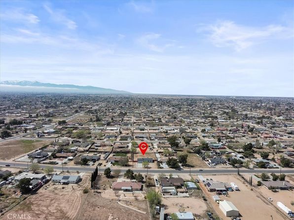 10674 11th Ave, Hesperia, CA 92345