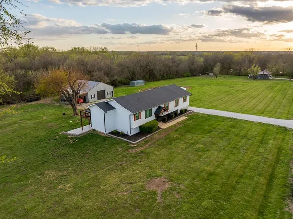 20609 NE 161st St, Kearney, MO 64060