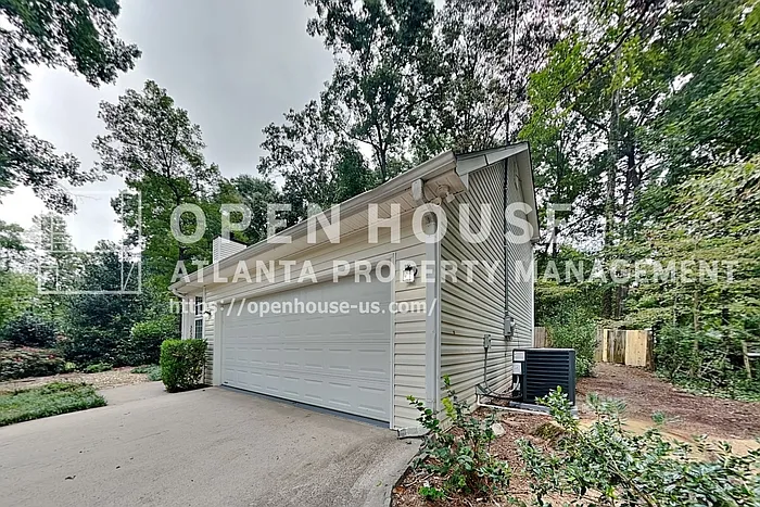 3235 Continental Dr