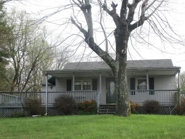 104 Kennedy St, Johnson City, TN 37604