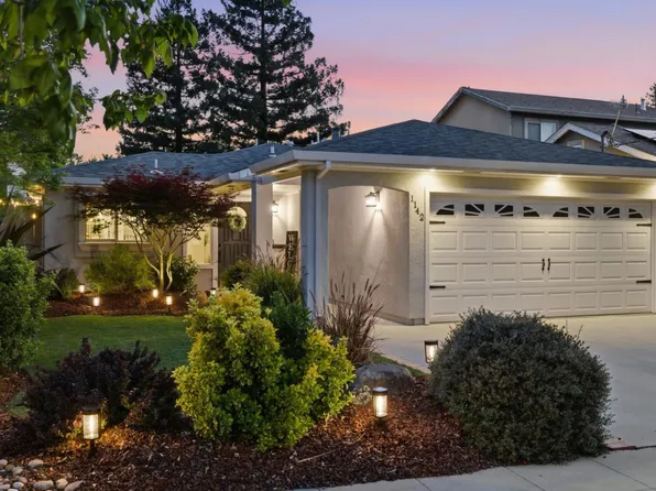 1142 Virginia Ave, Redwood City, CA 94061