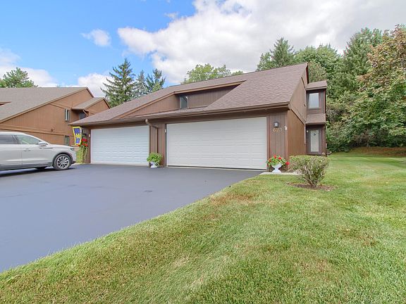 3rd image of 623 Echo Ct