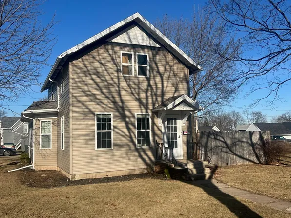 124 W 7th St, Kaukauna, WI 54130