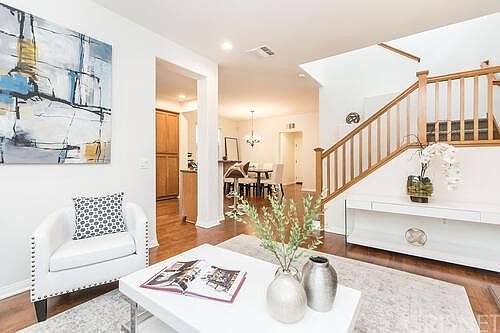 5th image of 3629 W Luther Ln