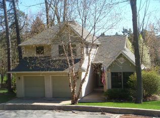 104 Deacons Grn #1, Clarks Green, PA 18411