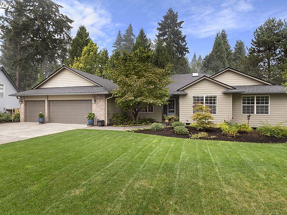 2nd image of 11510 NE 35th Ave