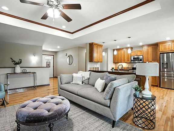 5th image of 1417 Campbell Dr