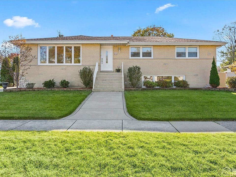 1st image of 8837 Lori Ln