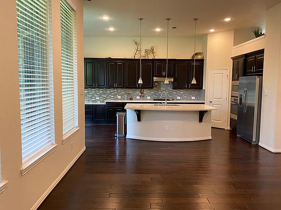5th image of 3922 Desert Zinnia Ct