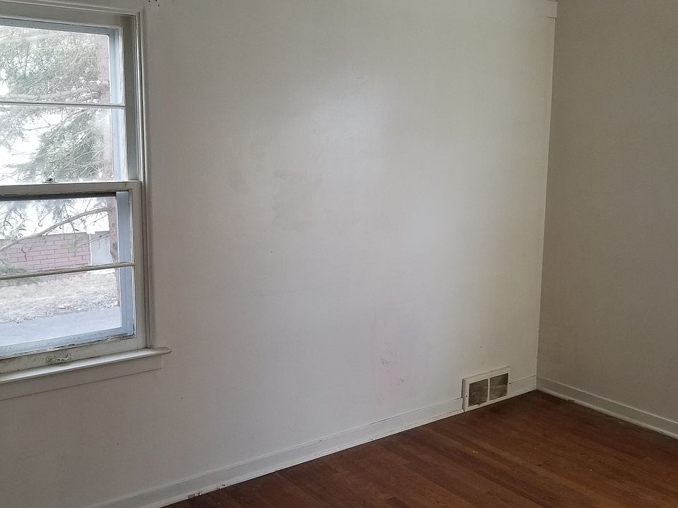 1st image of 1409 Vermont St