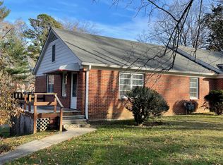 1225 N Maple Ave, Cookeville, TN 38501