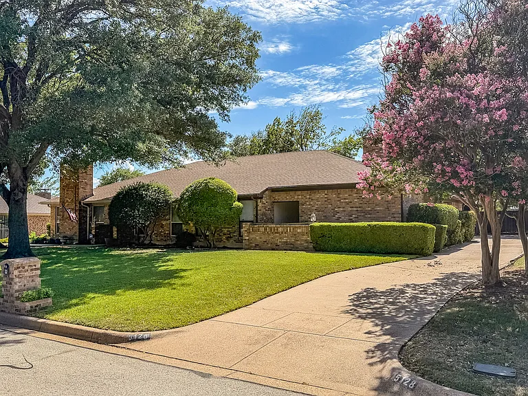 5128 Ledgestone Dr — Photo 21