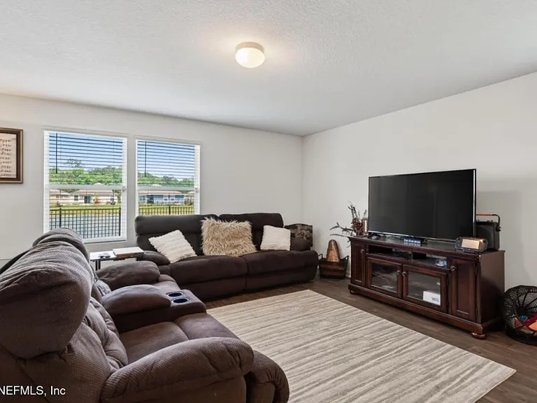 12655 Cucumber Tree St — Photo 6