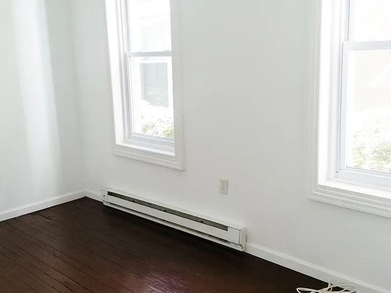 4024 Green St #1 — Photo 5
