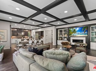 55 Suede, Irvine, CA 92602