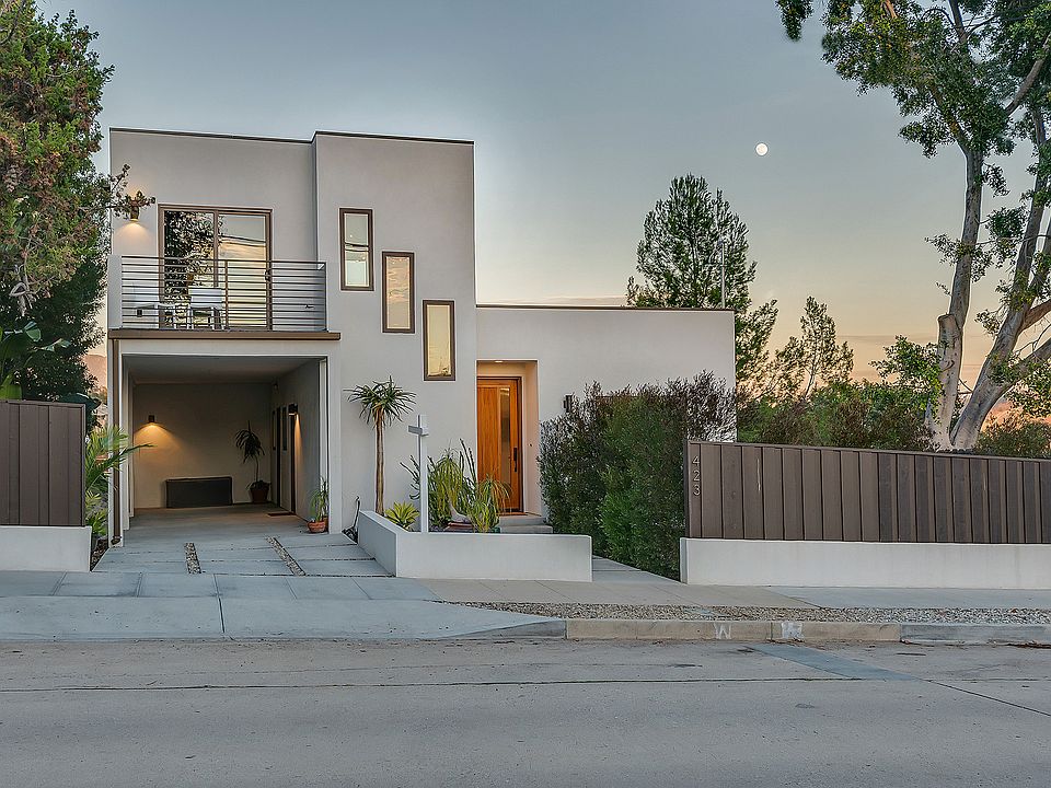 1st image of 423 Canyon Vista Dr