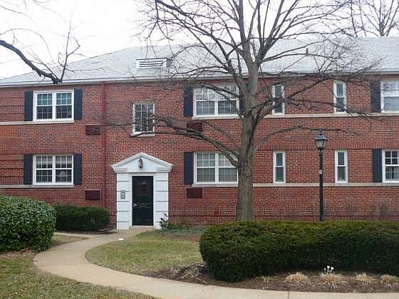1st image of 4362 N Pershing Dr APT 2