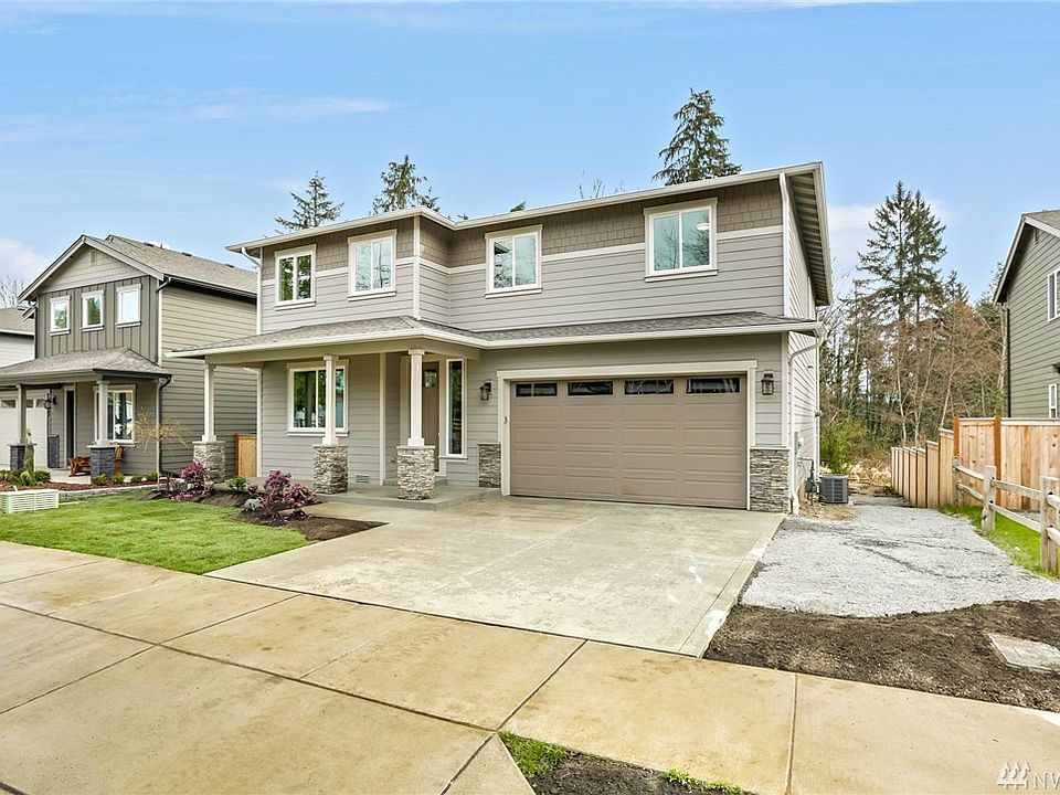 1st image of 305 103rd Ave NE
