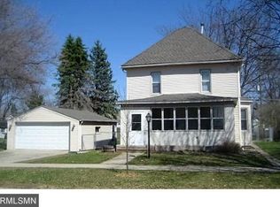 241 S Willow St, Belle Plaine, MN 56011
