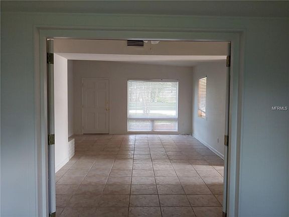 2nd image of 2251 Curtis Dr S