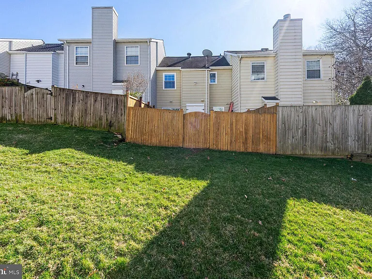 6003 Sweet Dale Ct — Photo 21