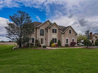 530 Daniels Rd, Nazareth, PA 18064