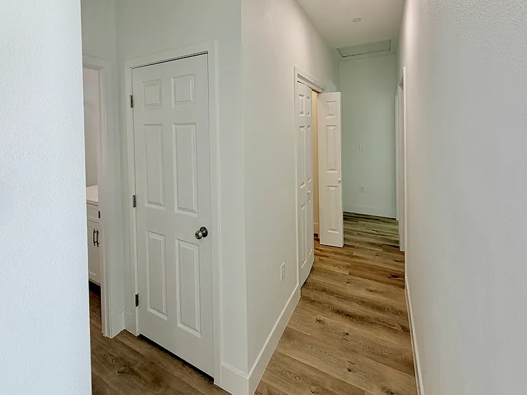 6989 Del Rosa Ave — Photo 6