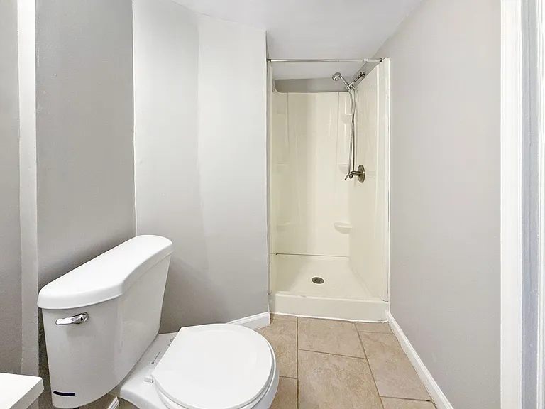 4914 Greencrest Rd — Photo 11