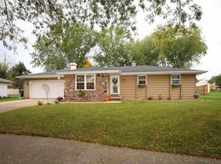 1313 S Buchanan St, Appleton, WI 54915
