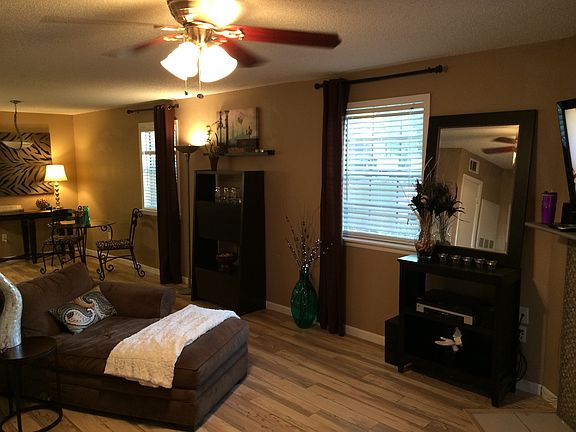 4th image of 725 Heavens Dr APT 8
