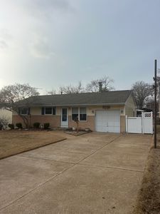 890 Tyson Dr, Florissant, MO, 63031