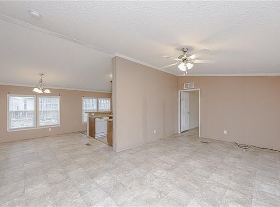 5th image of 164 Alice Springs Ln