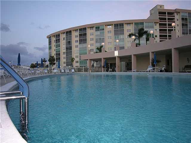 1st image of 2731 NE 14th Street Causeway #1025