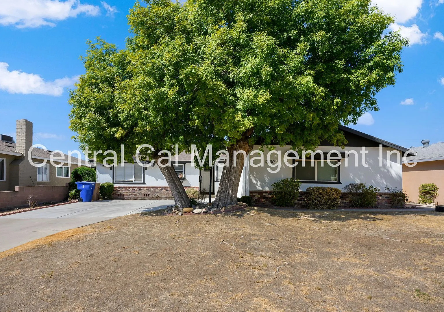 3 Bedroom/2 Bath Home with Solar - $2050 per month! — Photo 4