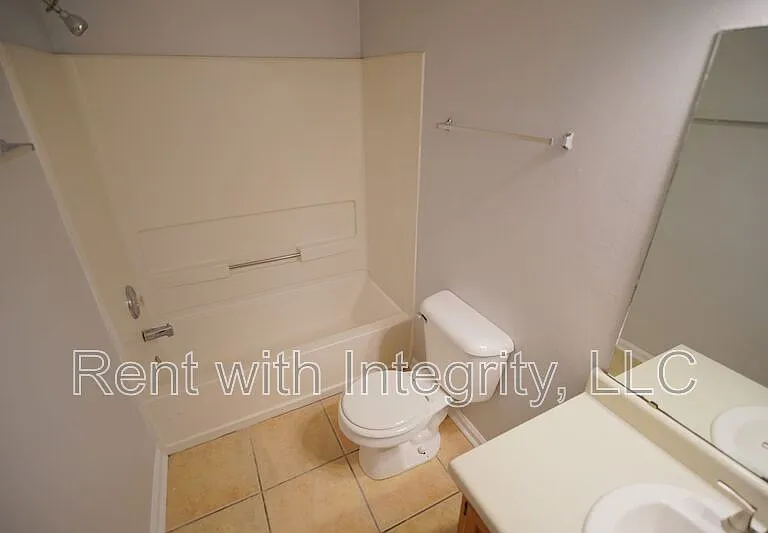 2446 Talco Hills Dr #2446 — Photo 14