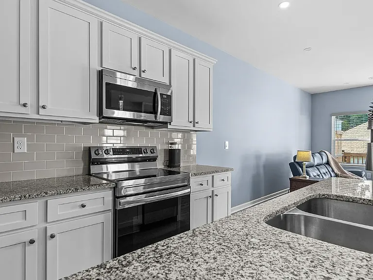 105 Crane Ln #1B — Photo 14