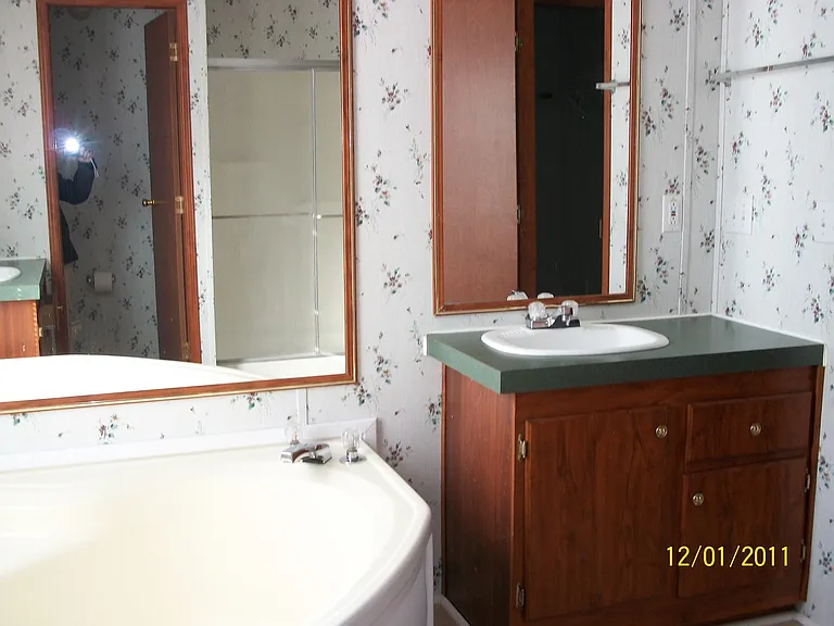 103 Newby Ln — Photo 12