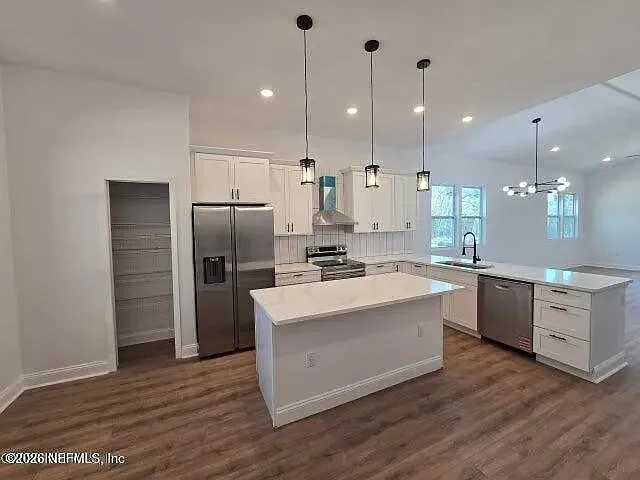 3 bed, 1470 sqft, $2,150 — Photo 4