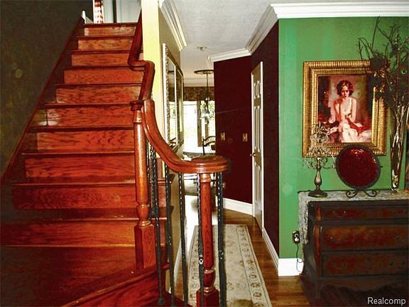 3rd image of 15406 Ingram St